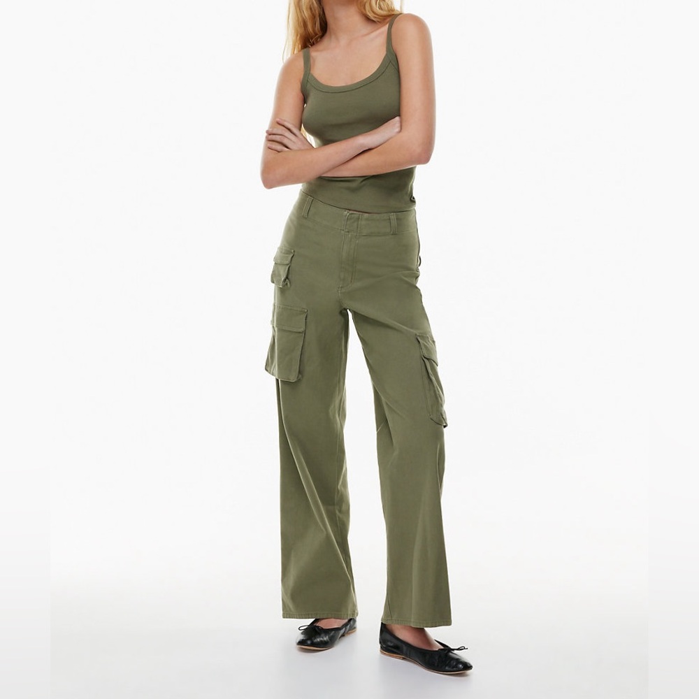 TNA Wilfred Free Aritzia Picture Cargo Pants - army green size 2